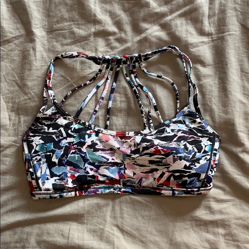 Lululemon sports bra